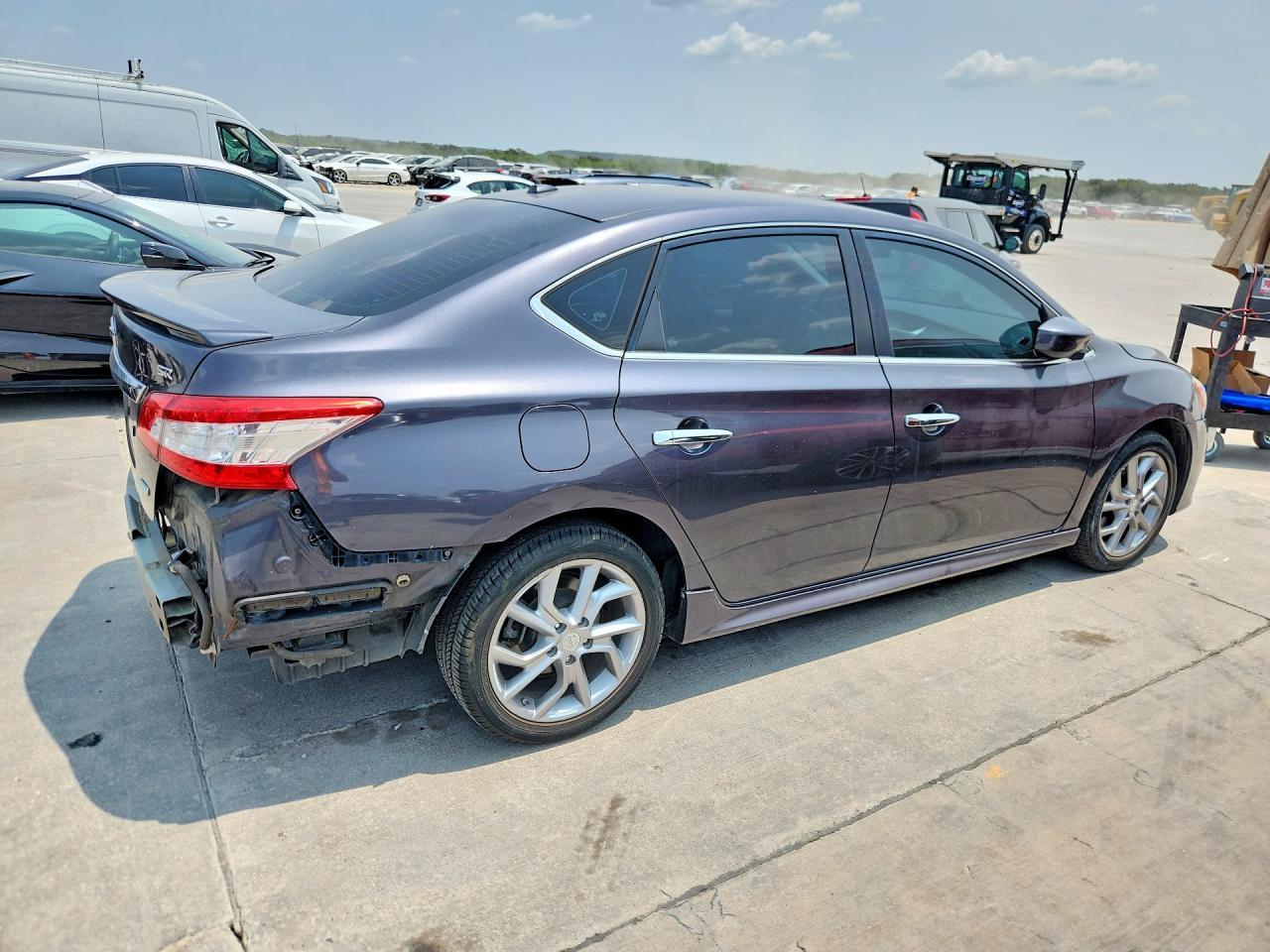 2013 Nissan Sentra S - Фото 3