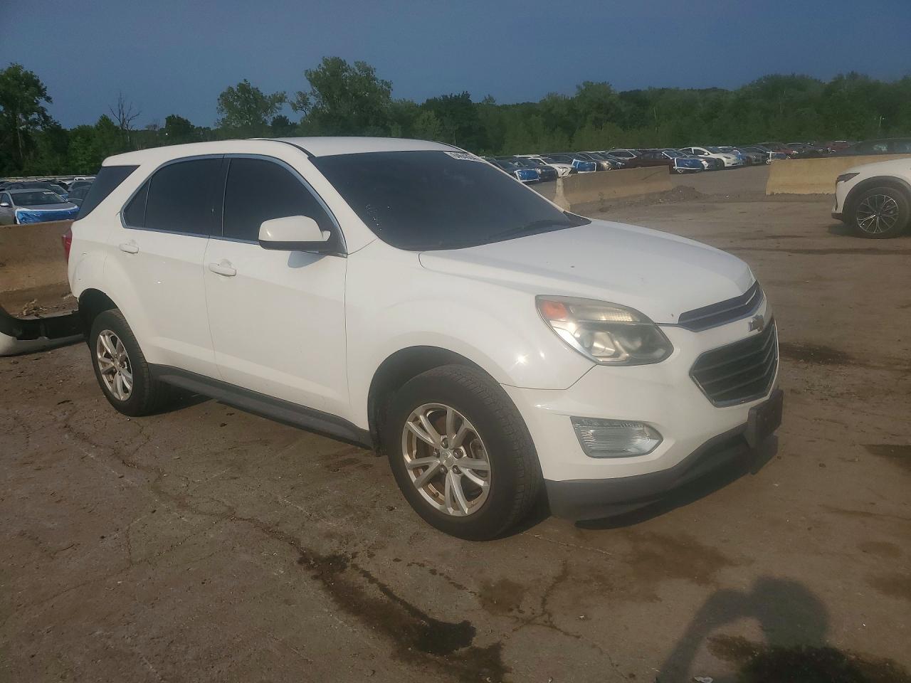 2017 Chevrolet Equinox Ls - Фото 4