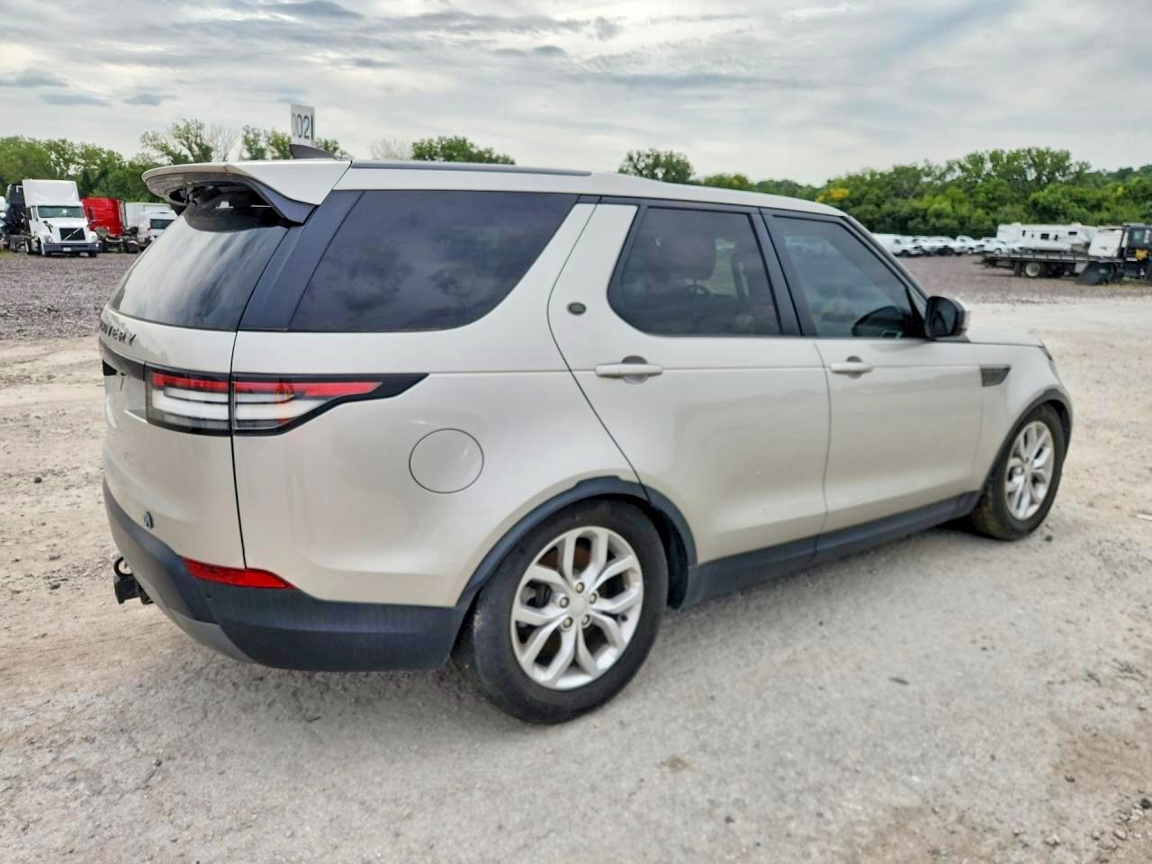 2017 Land Rover Discovery Se - Фото 3