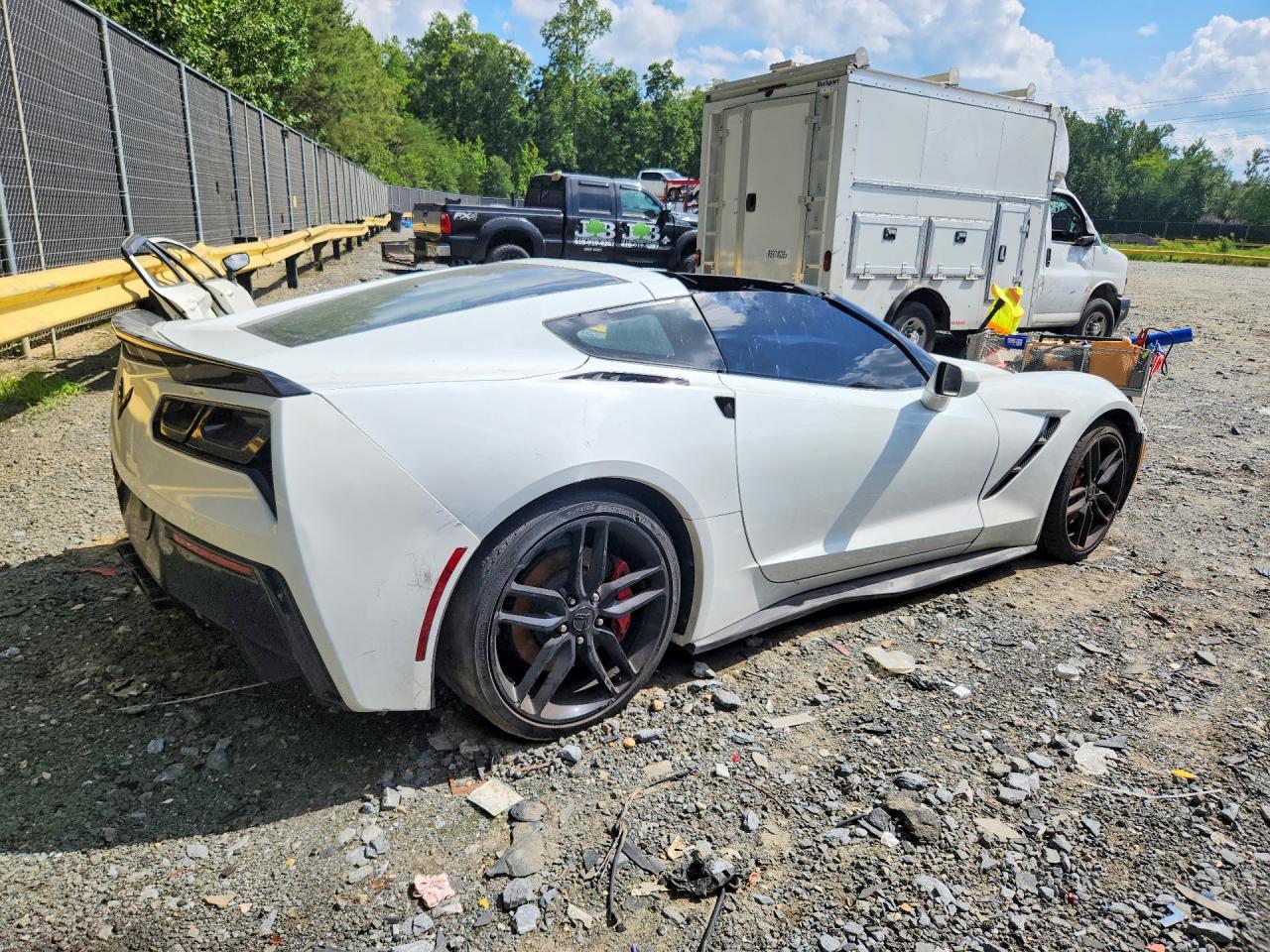 2019 Chevrolet Corvette Stingray 2Lt - Image 3