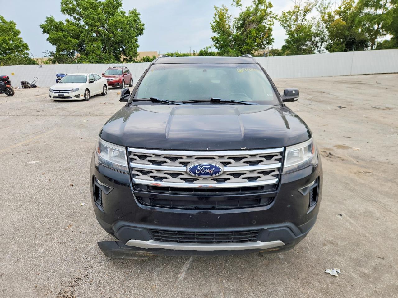 2018 Ford Explorer Xlt - Фото 5