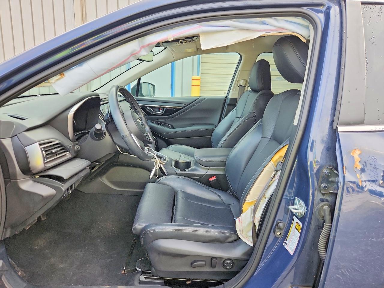 2023 Subaru Outback Limited Xt - Image 7