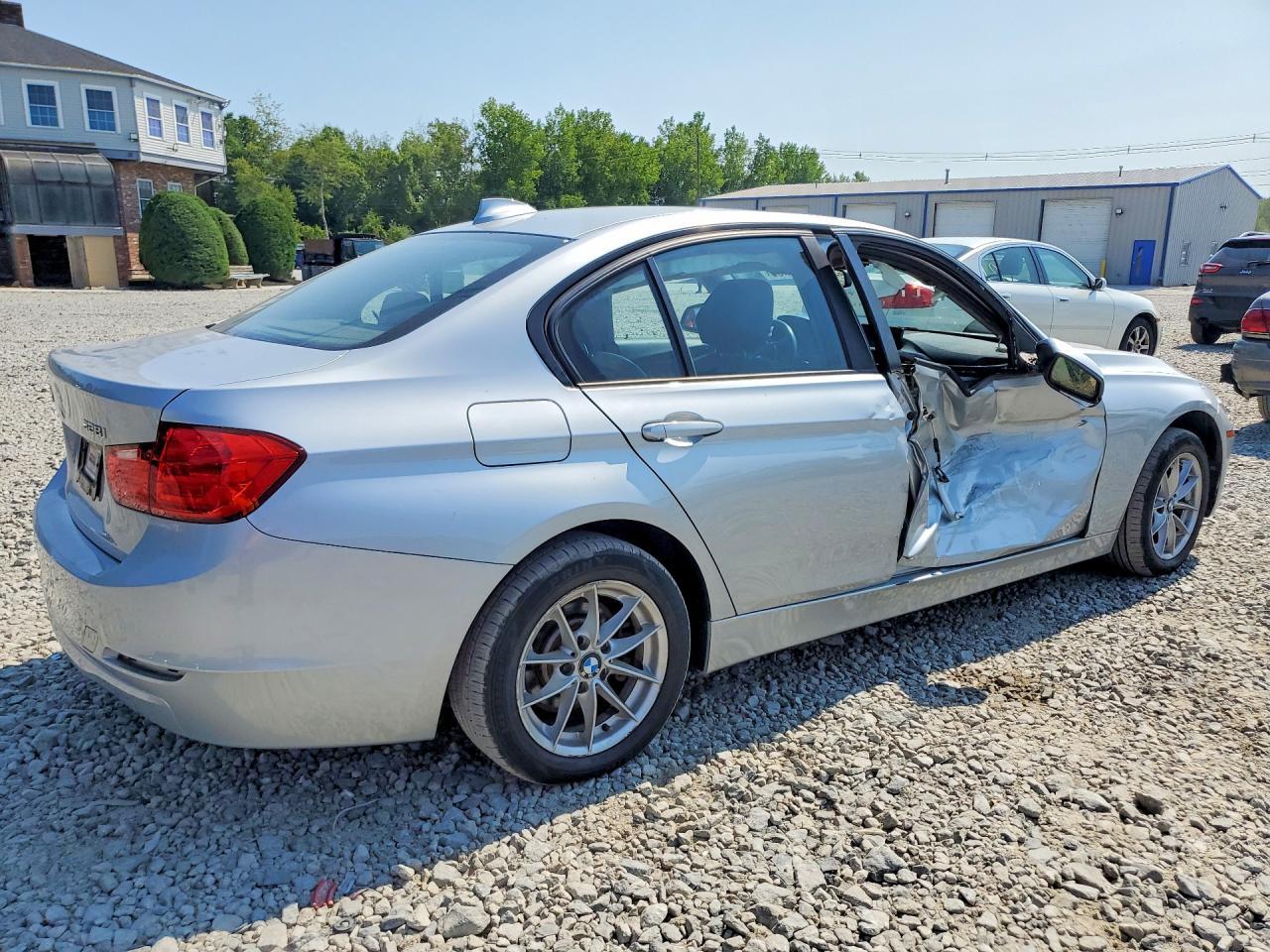 2015 BMW 328 Xi Sulev - Фото 3