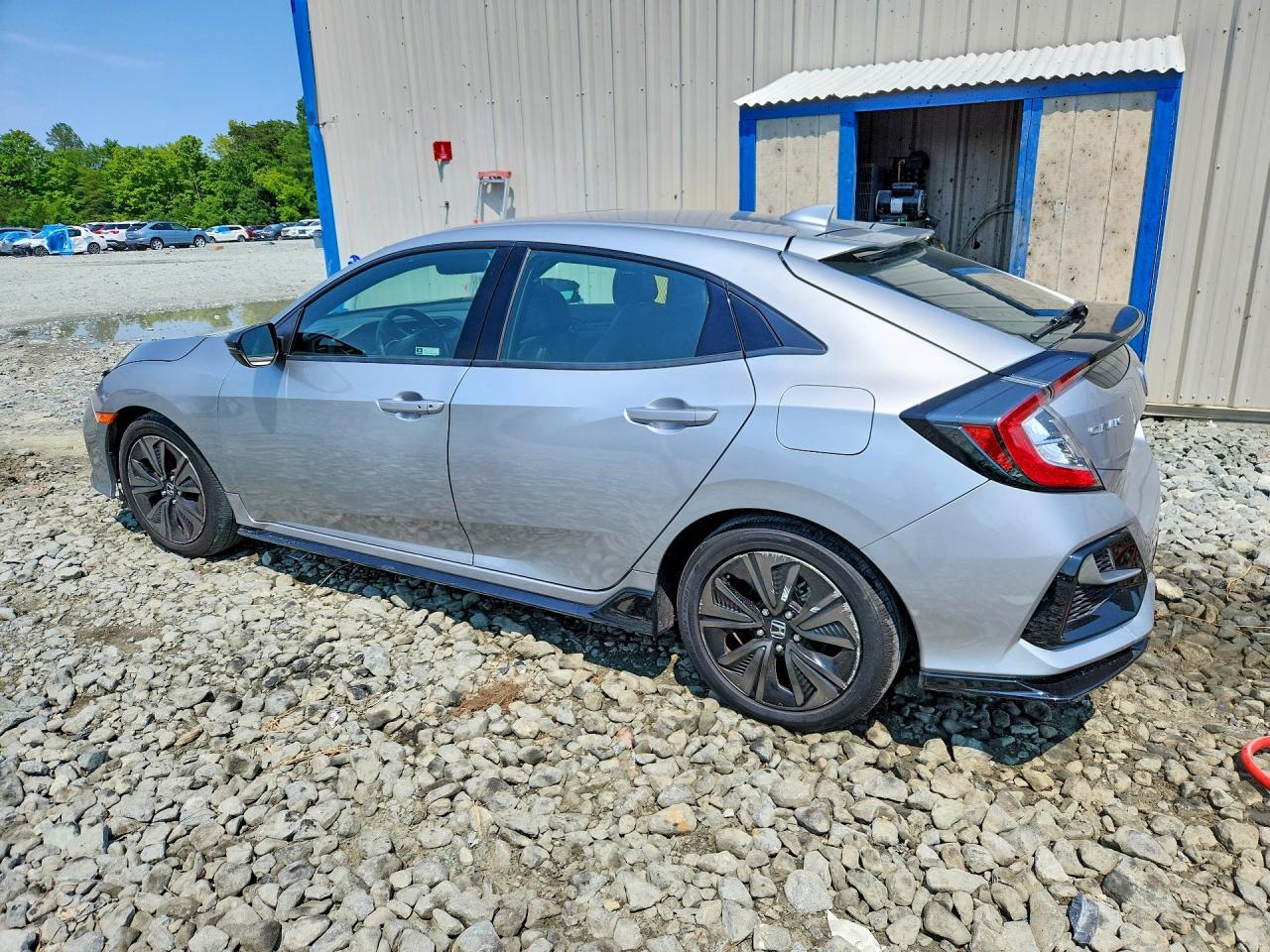 2021 Honda Civic Sport Touring - Фото 2