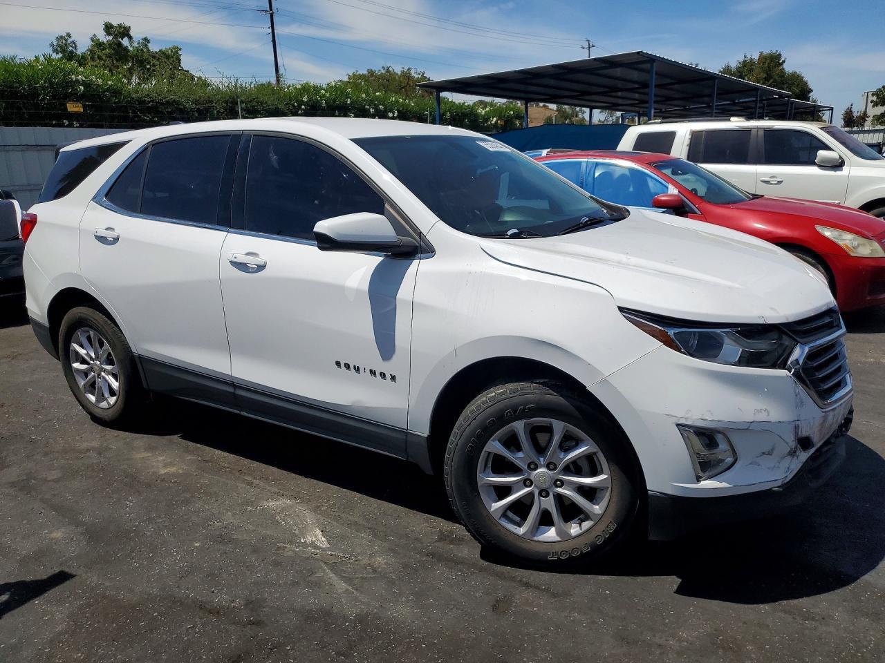 2019 Chevrolet Equinox Lt - Image 4