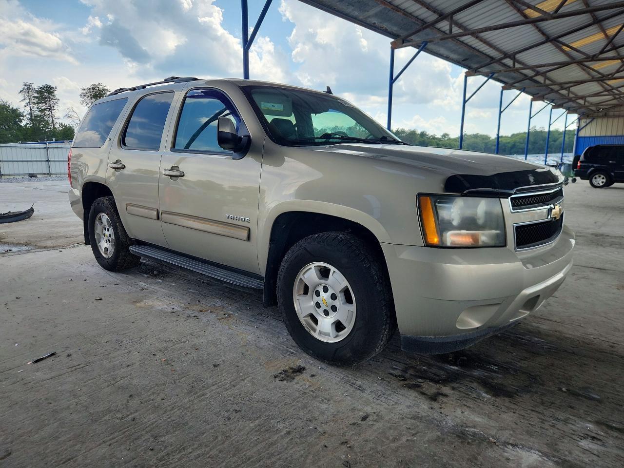 2010 Chevrolet Tahoe C1500 Lt - Image 4