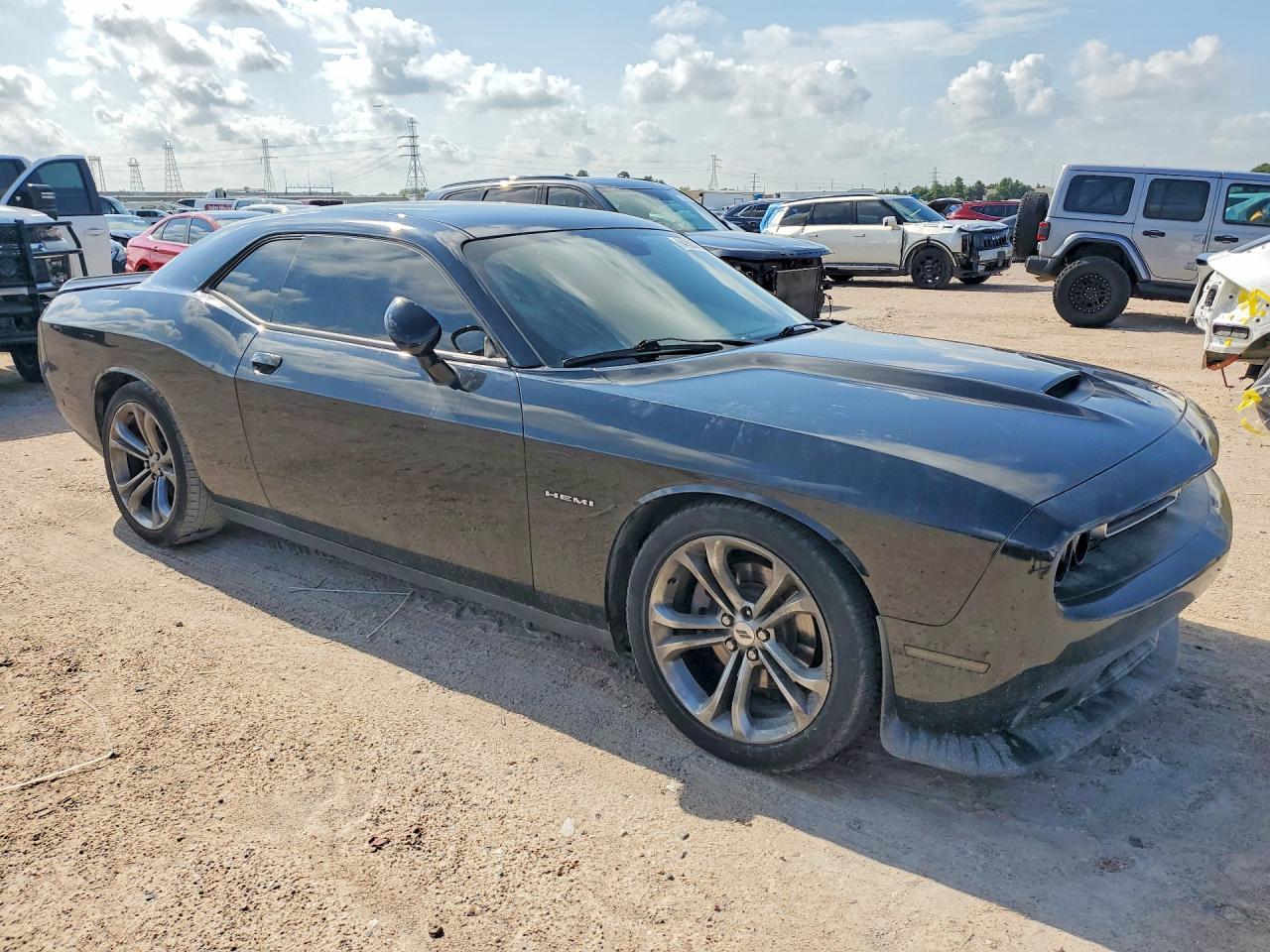 2021 Dodge Challenger R/T - Фото 4