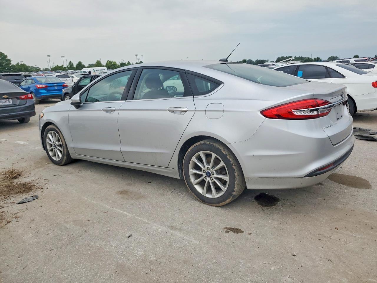 2017 Ford Fusion Se - Image 3