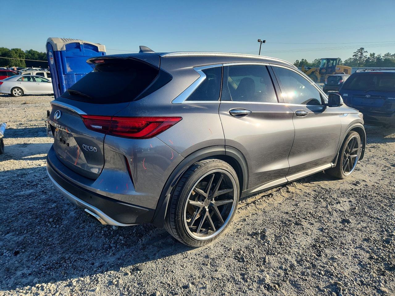 2019 Infiniti Qx50 Essential - Image 3
