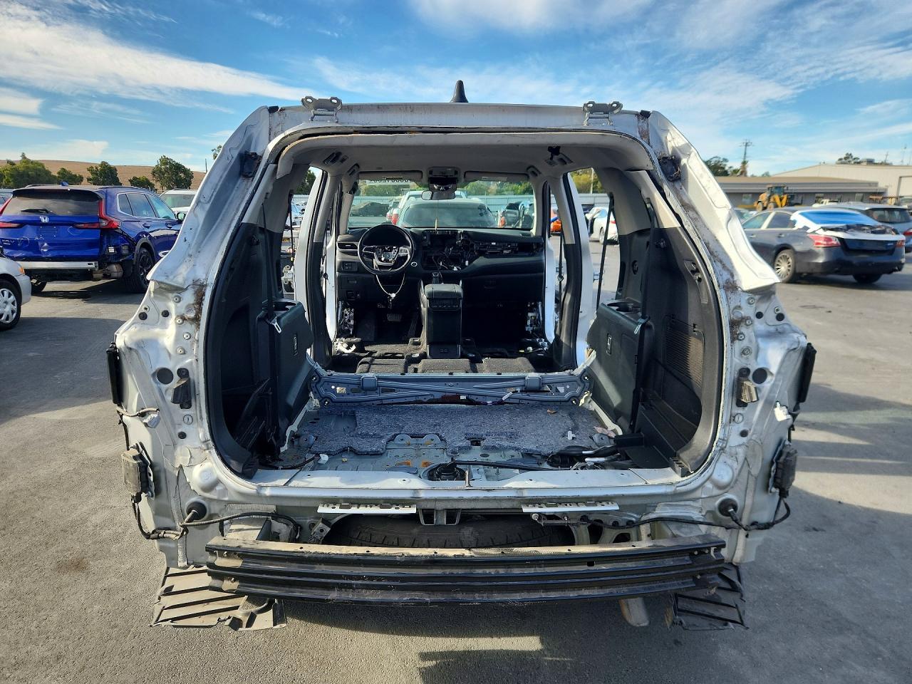 2022 Toyota Highlander Le - Фото 6