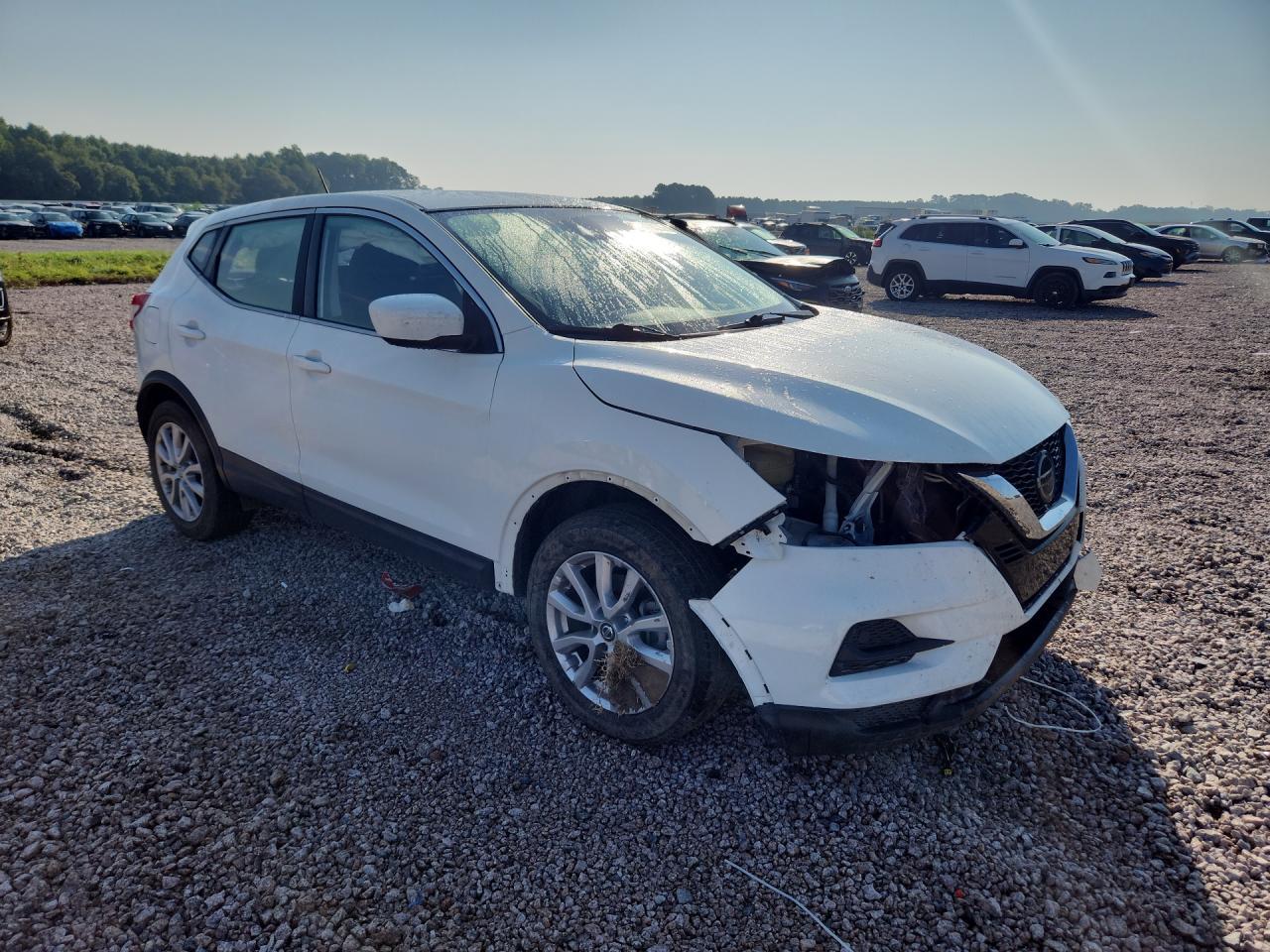 2022 Nissan Rogue Sport S - Image 4