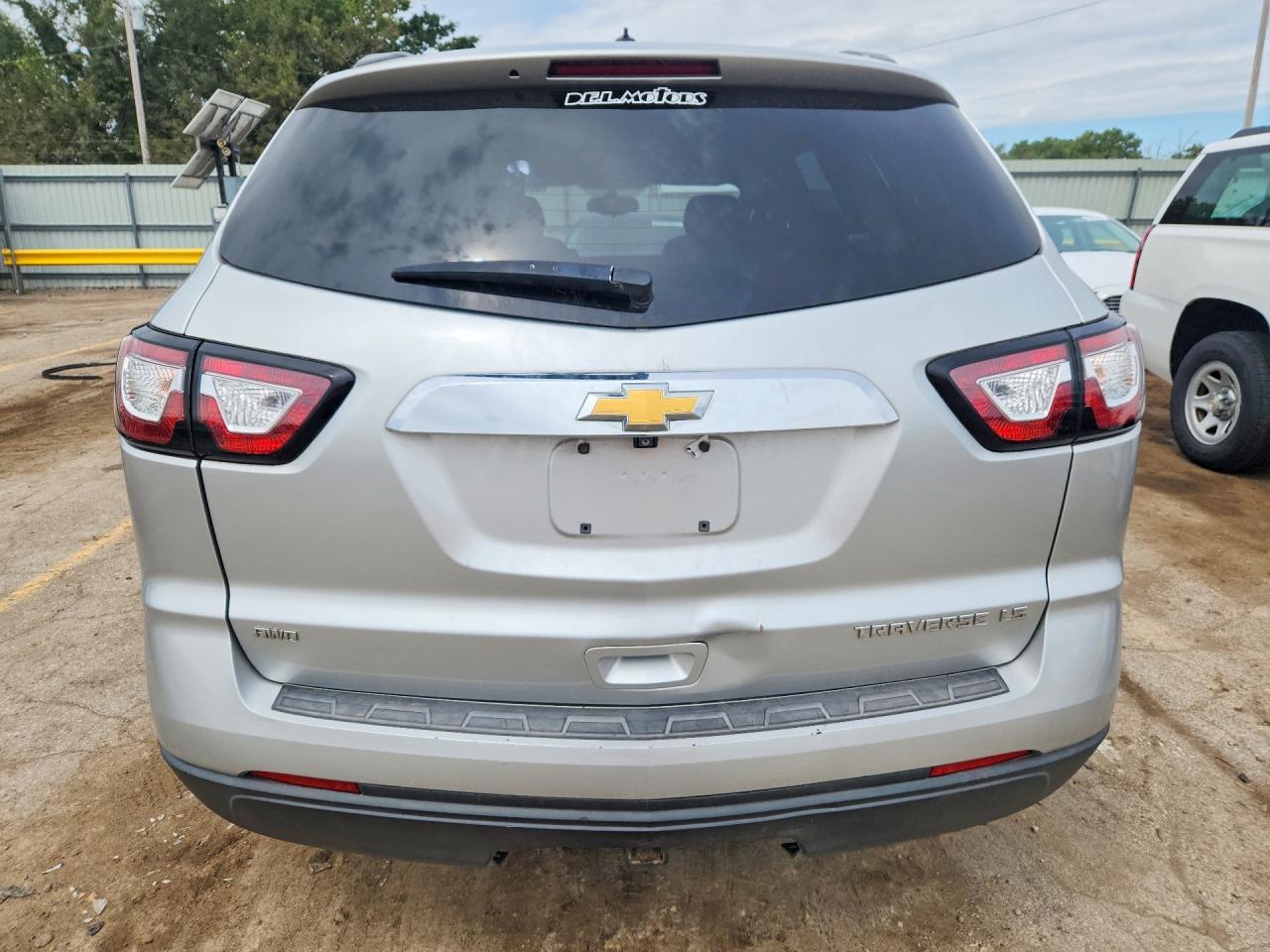 2014 Chevrolet Traverse Ls - Image 6