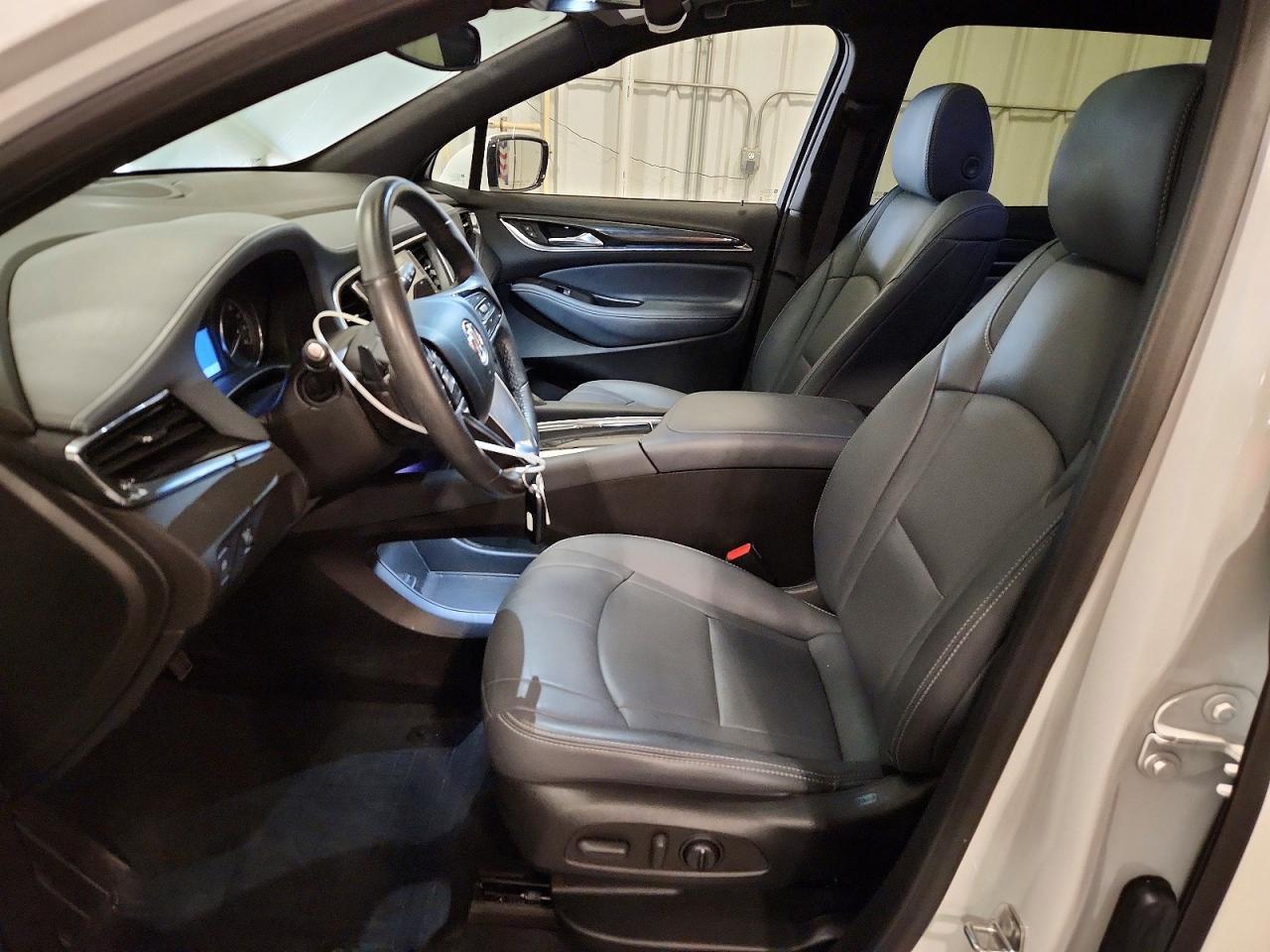 2023 Buick Enclave Essence - Image 7