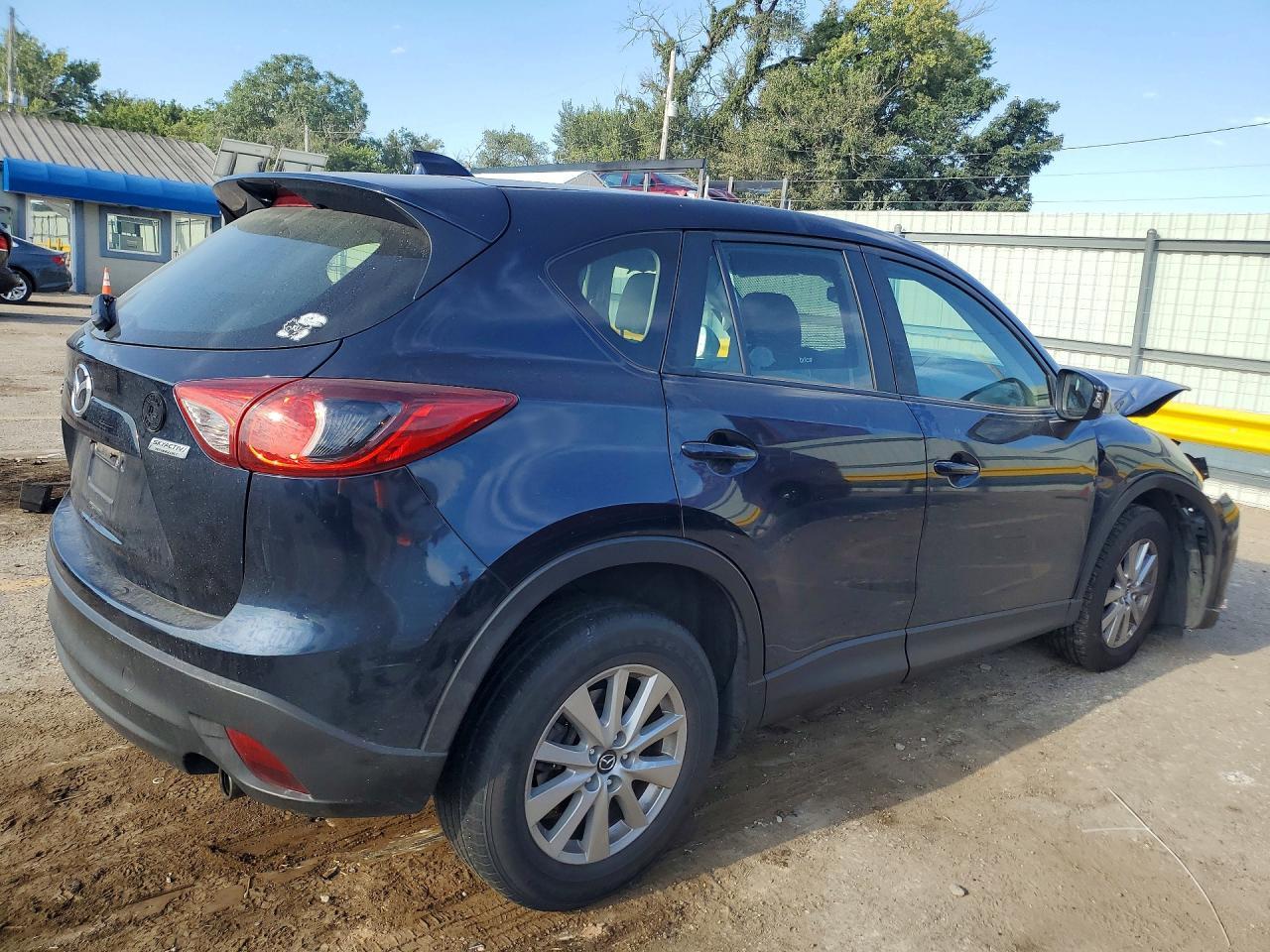 2014 Mazda Cx-5 Sport - Image 3