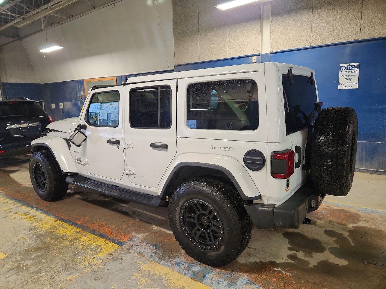 2020 Jeep Wrangler Unlimited Sahara - Фото 2