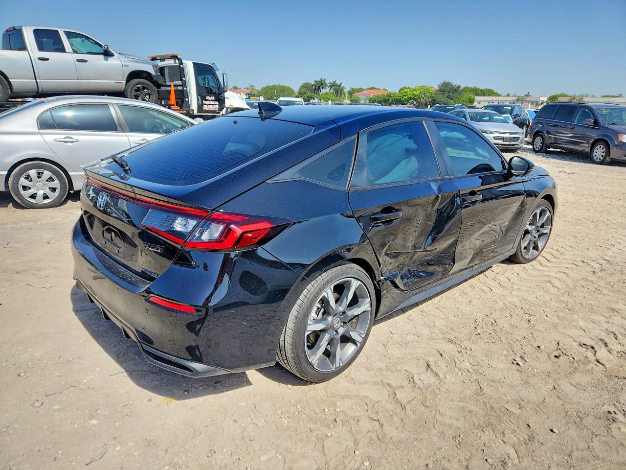 2026 Honda Civic Sport Touring - Фото 3