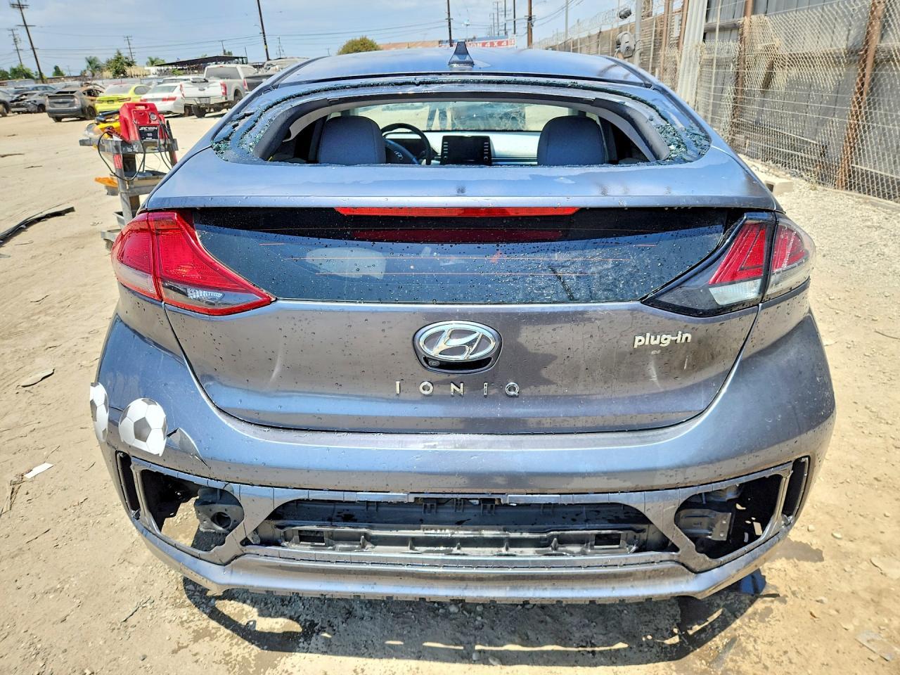 2020 Hyundai Ioniq Se - Фото 6