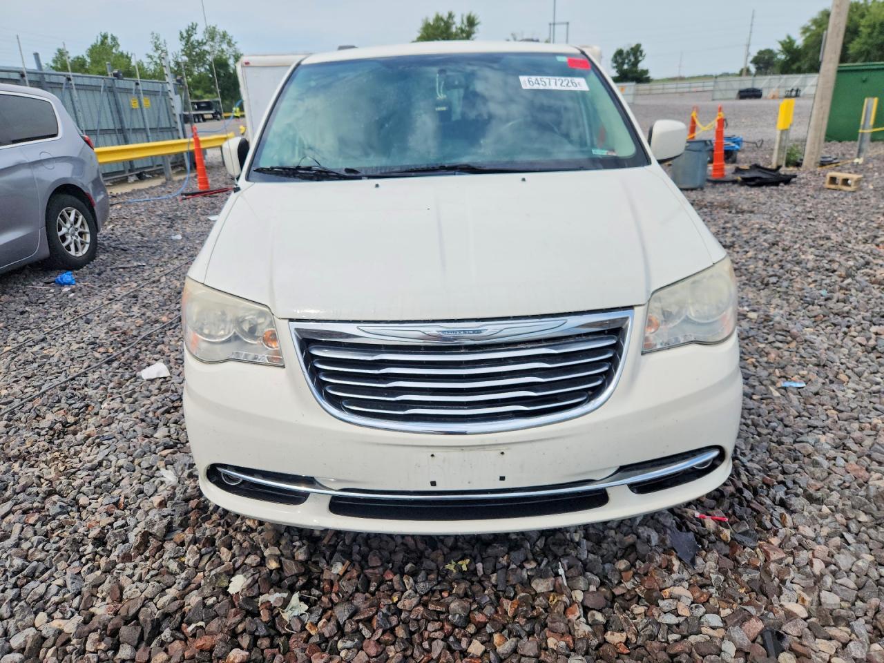 2012 Chrysler Town & Country Touring - Фото 5