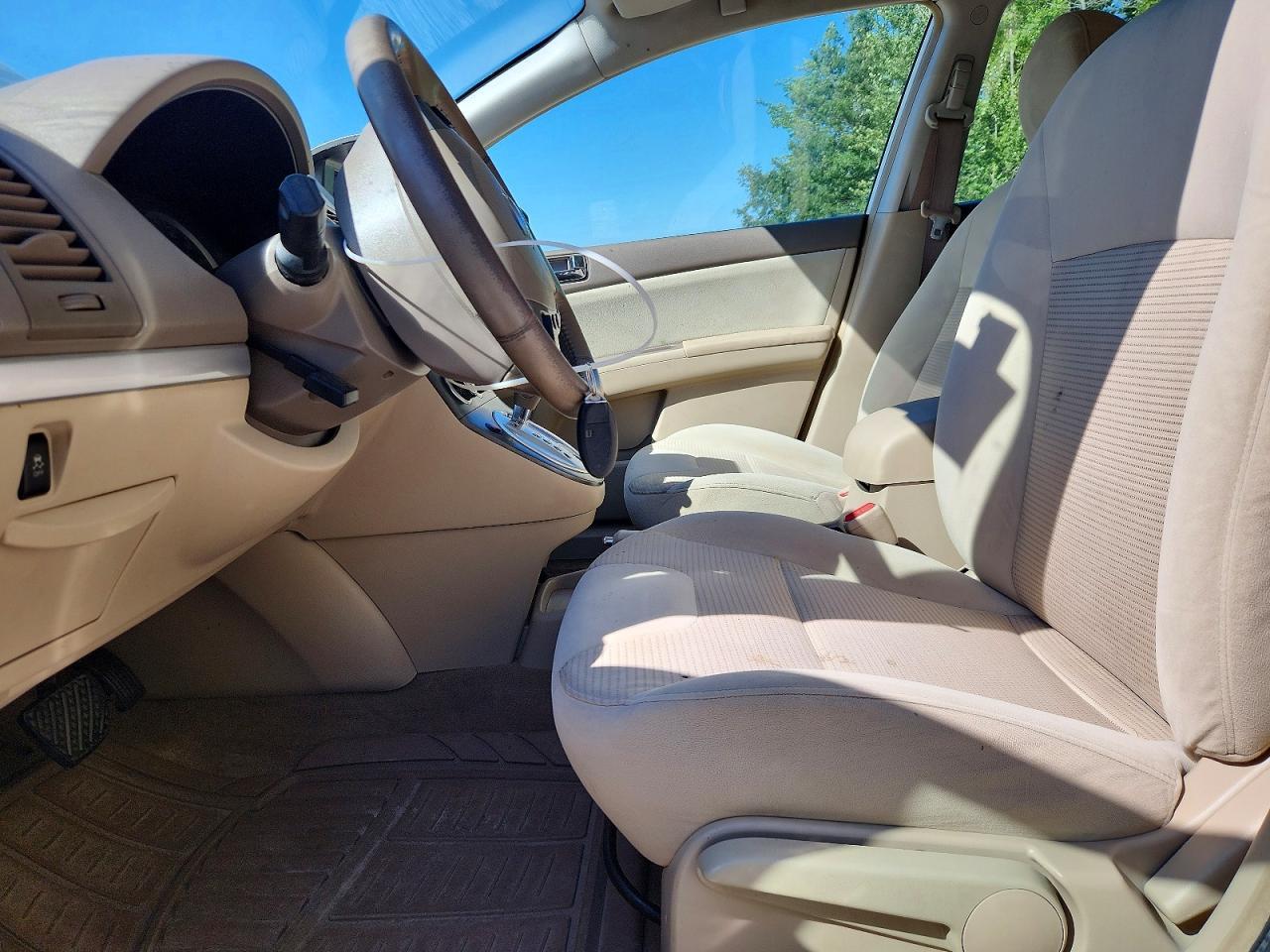 2012 Nissan Sentra 2.0 - Image 7