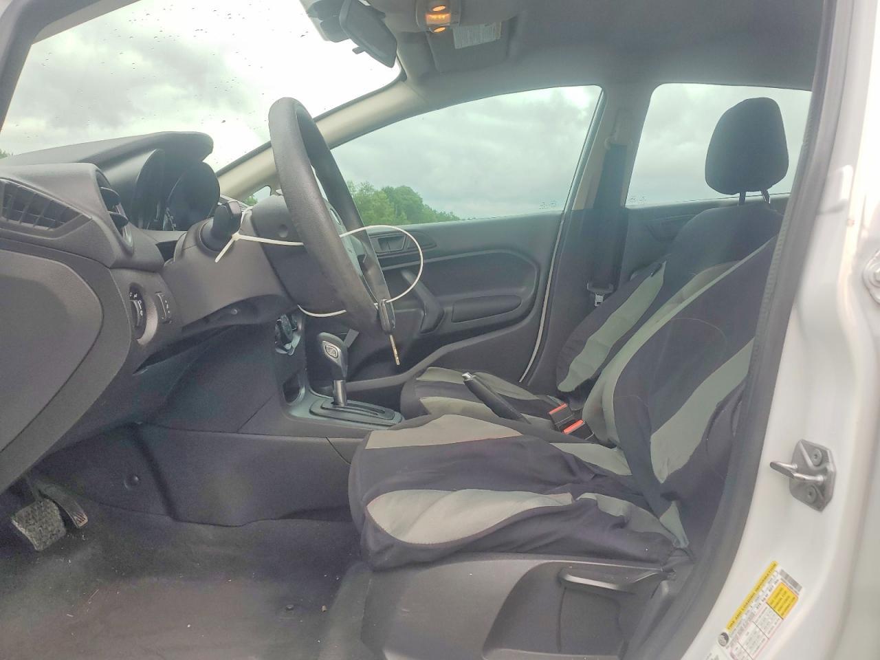 2019 Ford Fiesta S - Фото 7