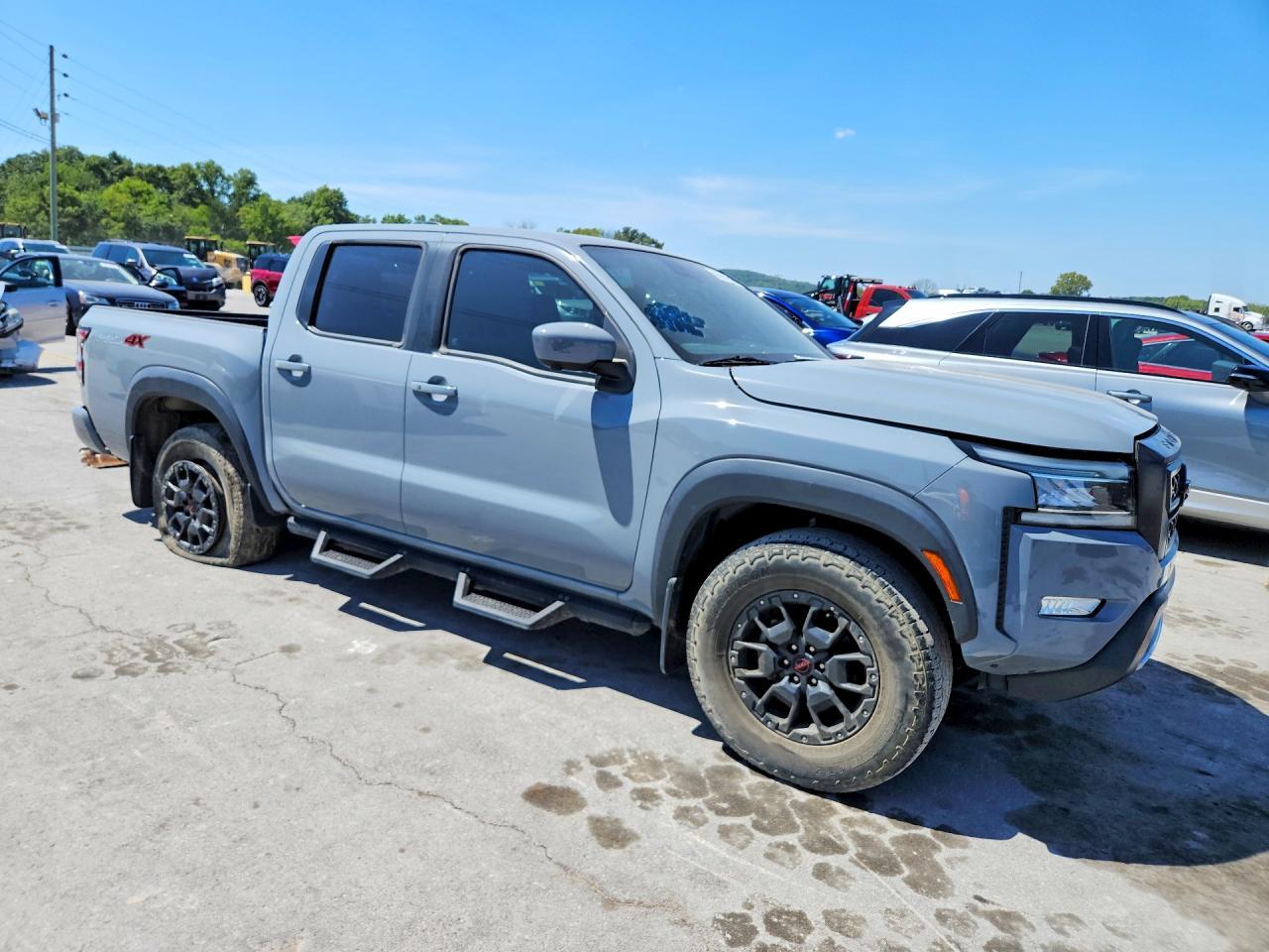 2023 Nissan Frontier Pro-4X - Image 4