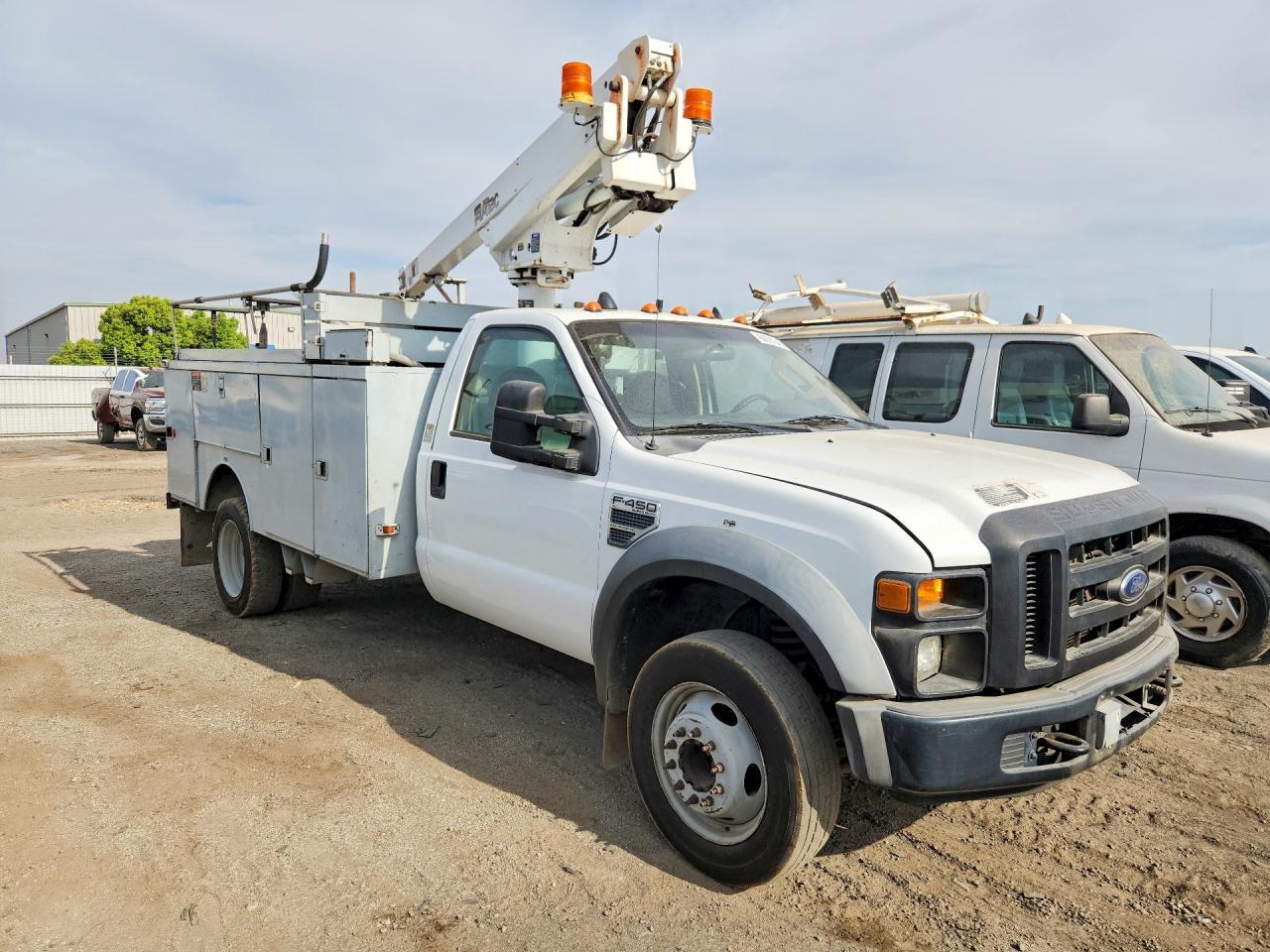 2008 Ford F450 Super Duty - Фото 4