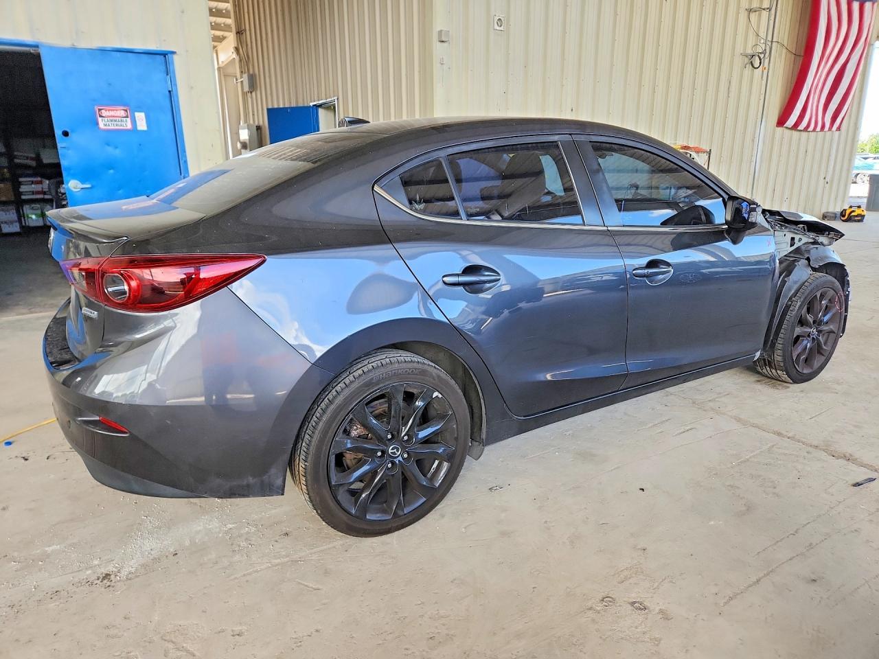 2015 Mazda 3 Grand Touring - Фото 3