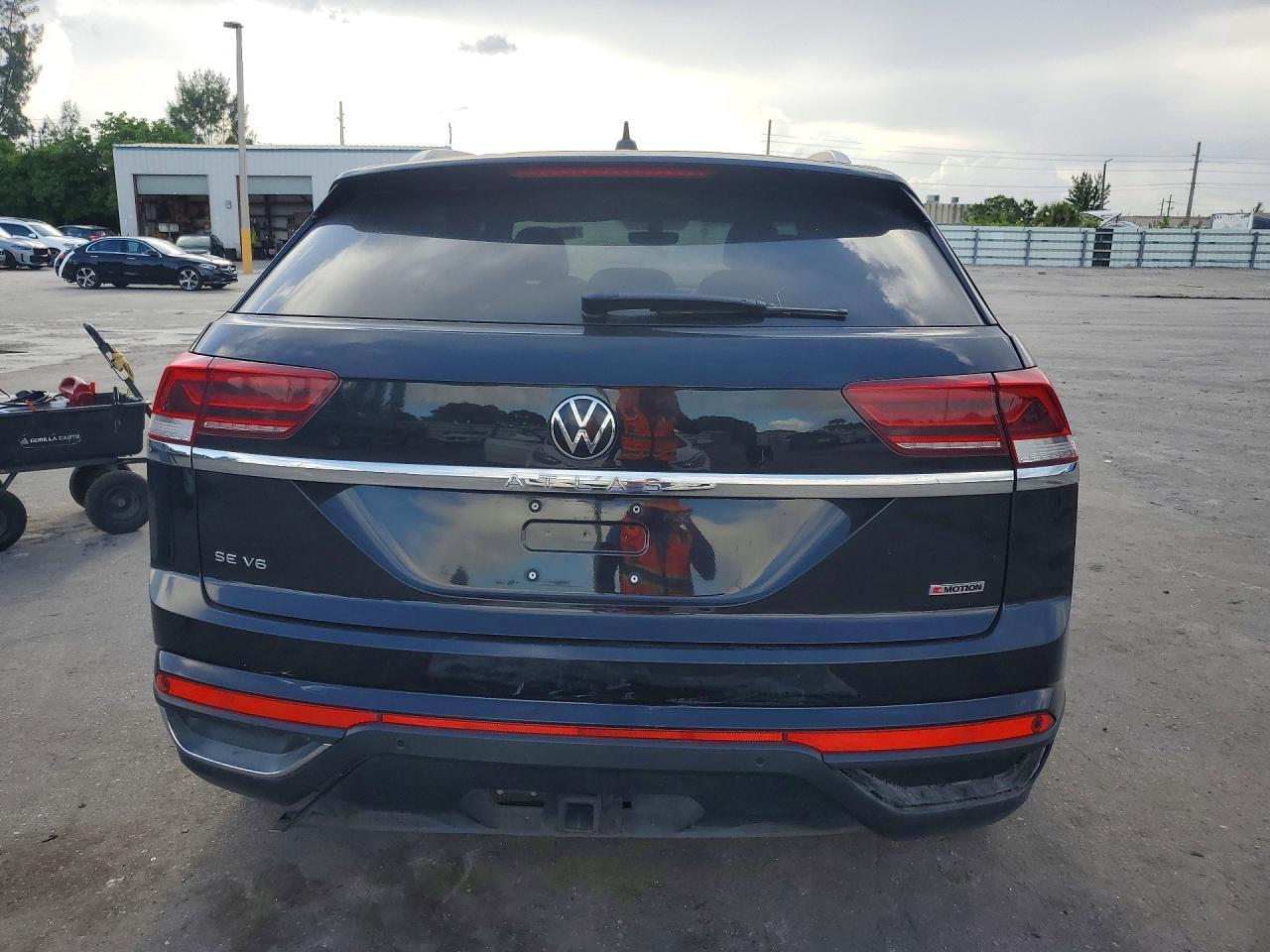 2021 Volkswagen Atlas Cross Sport Se - Image 6