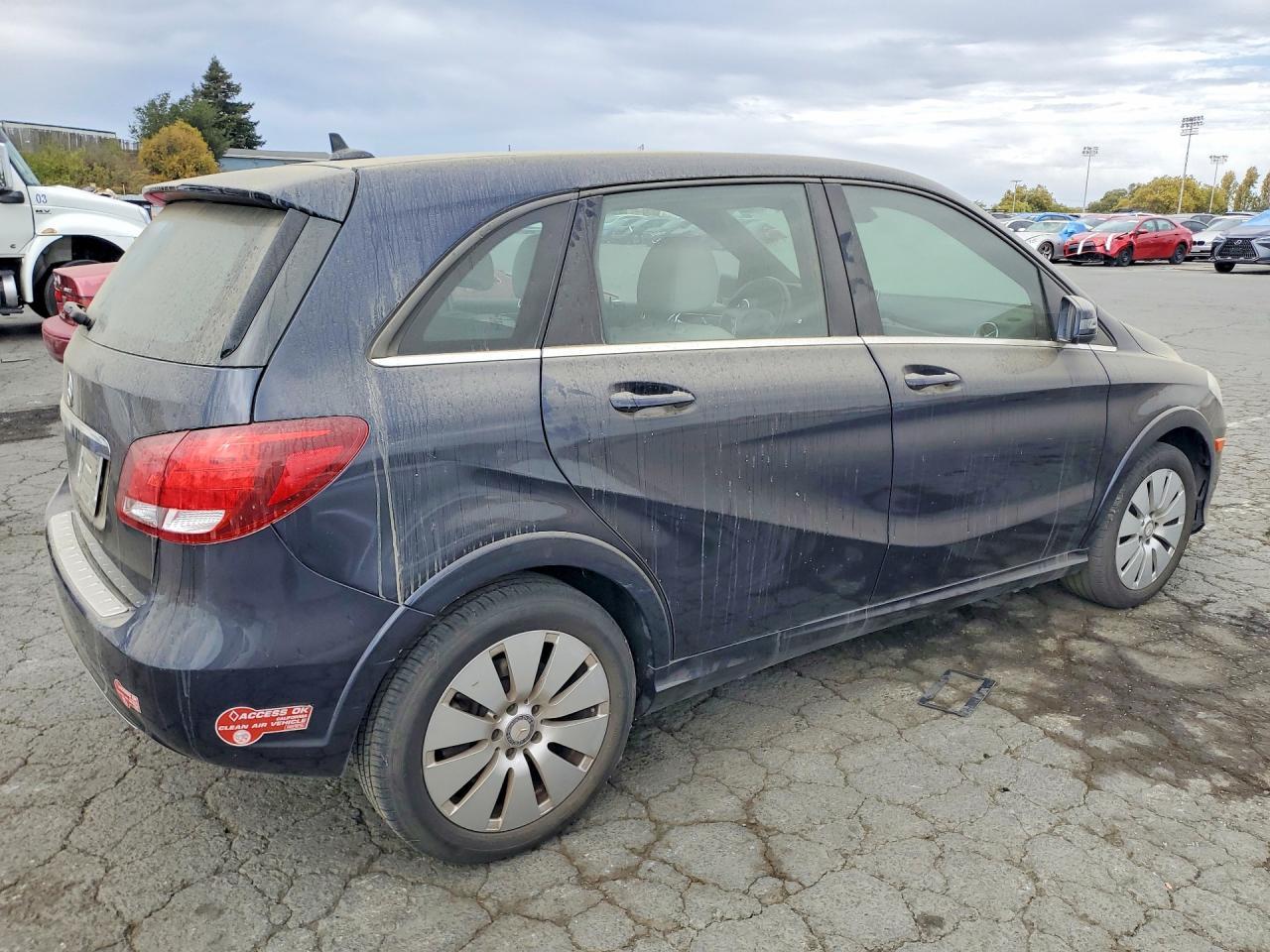 2017 Mercedes-Benz B 250E - Фото 3