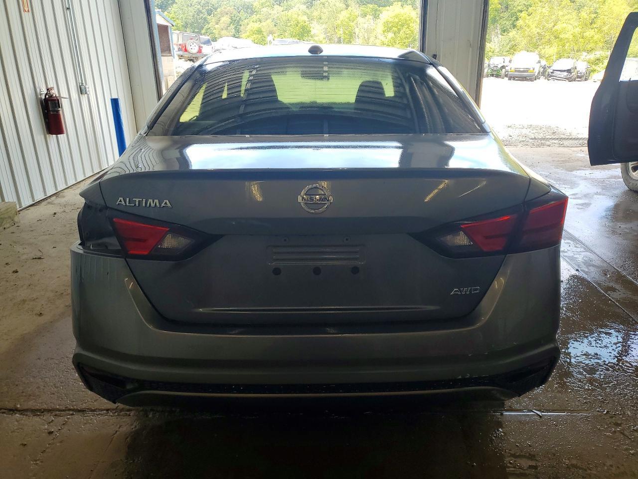 2019 Nissan Altima S - Фото 6