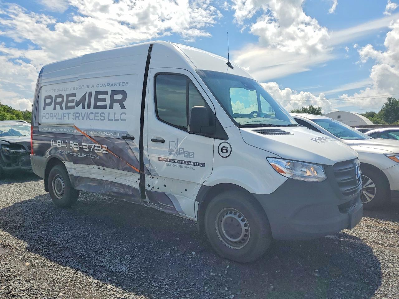2024 Mercedes-Benz Sprinter 2500 Delivery Van - Фото 4