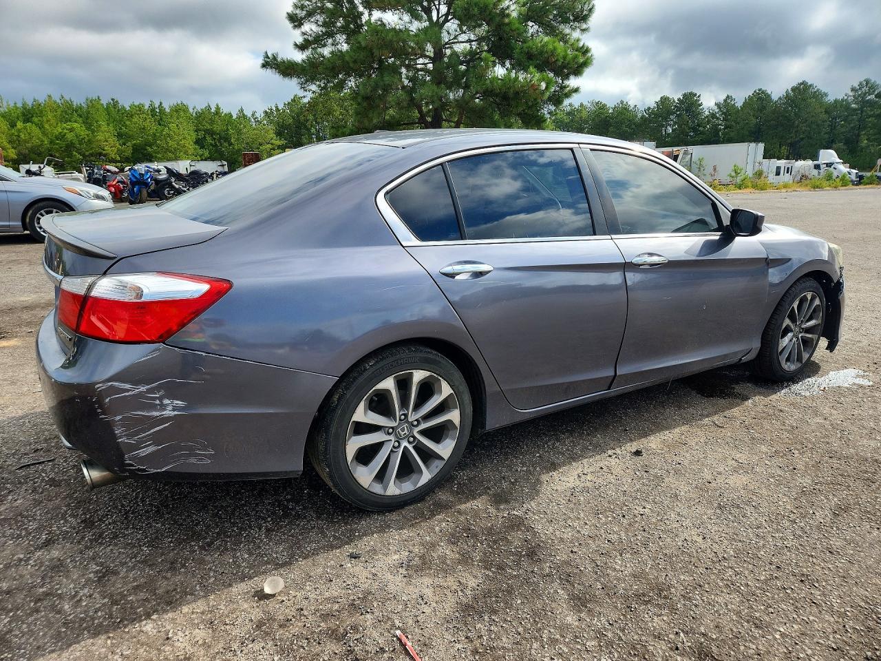 2014 Honda Accord Sport - Image 3