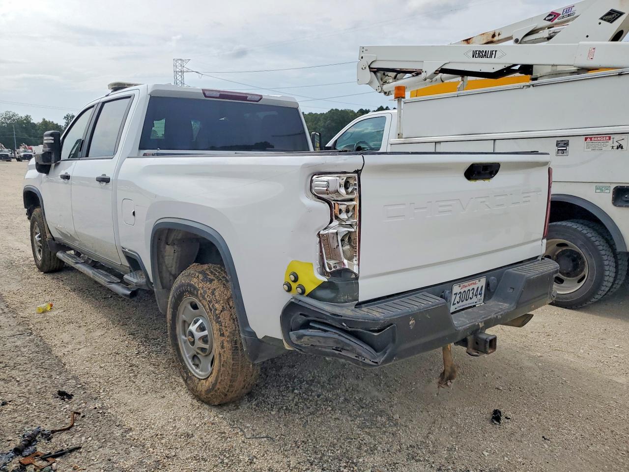 2021 Chevrolet Silverado C2500 Heavy Duty - Фото 2