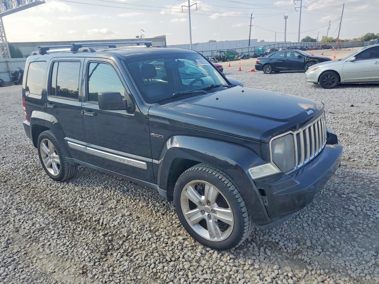 2012 Jeep Liberty Jet - Фото 4