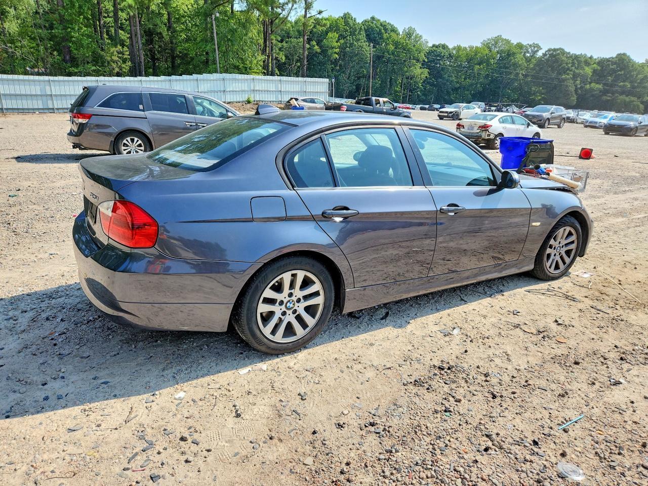 2006 BMW 325 I - Фото 3