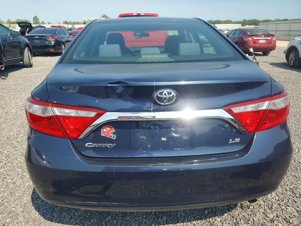 2017 Toyota Camry Le - Image 6