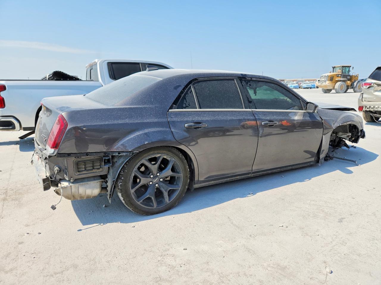 2023 Chrysler 300 S - Фото 3