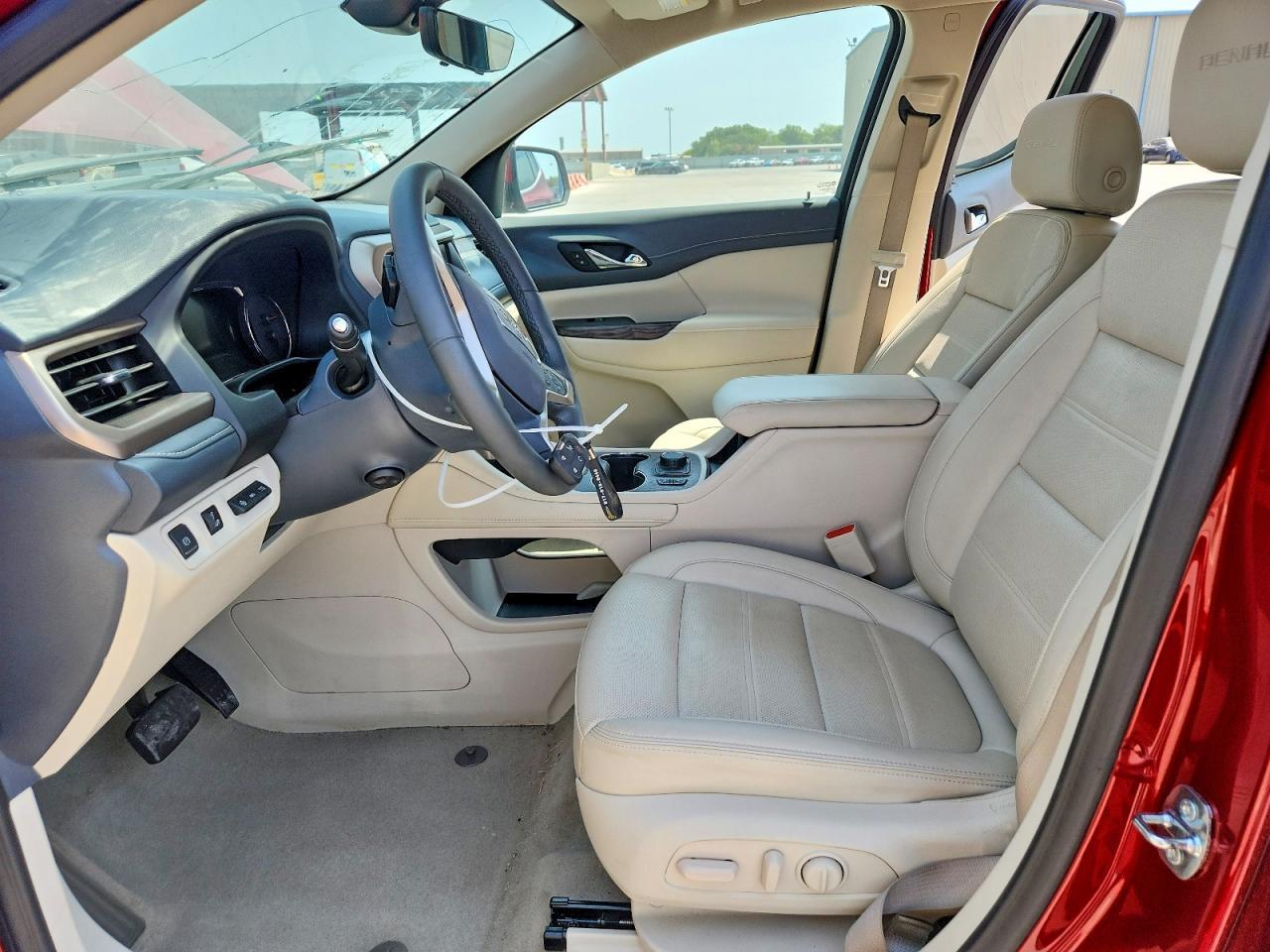 2023 GMC Acadia Denali - Image 7