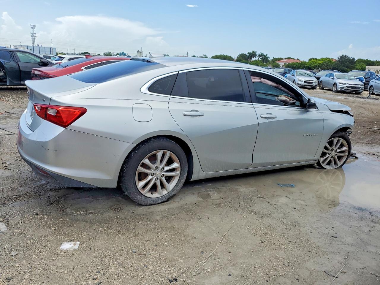 2017 Chevrolet Malibu Lt - Фото 3