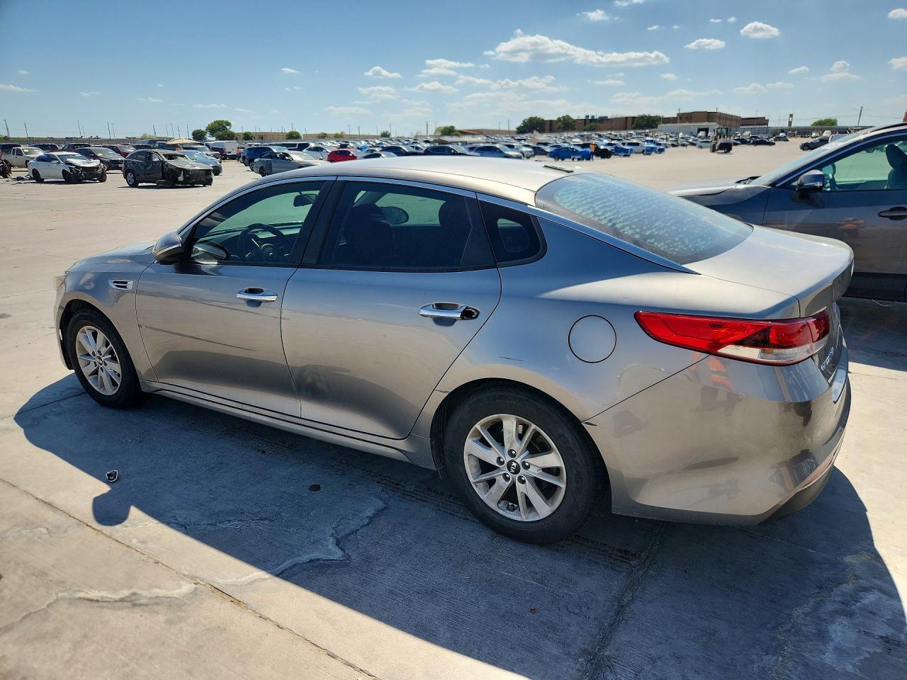2016 Kia Optima Lx - Фото 2
