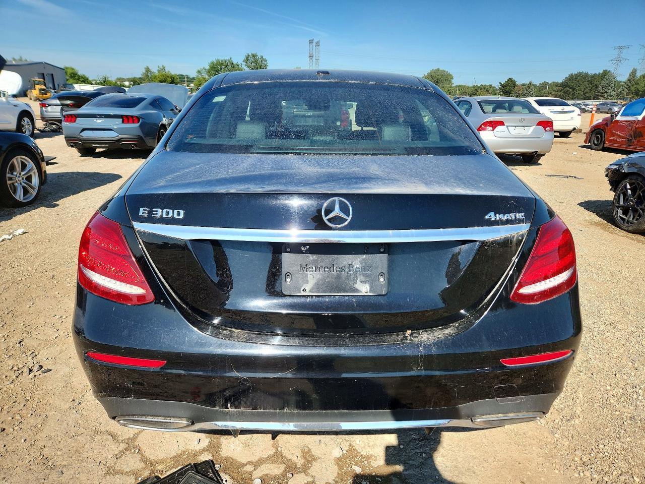 2019 Mercedes-Benz E 300 4Matic - Image 6