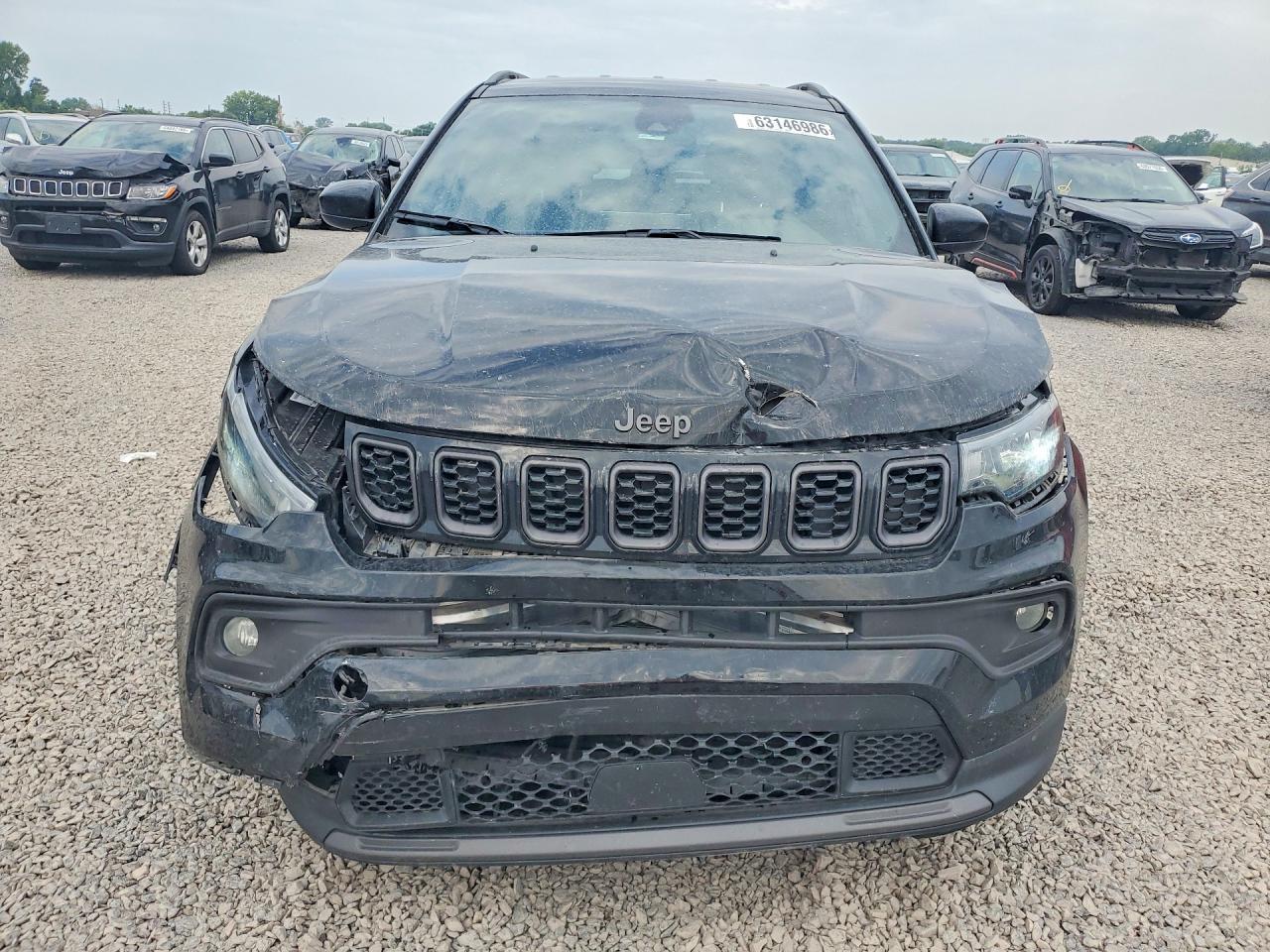2025 Jeep Compass Latitude - Фото 5