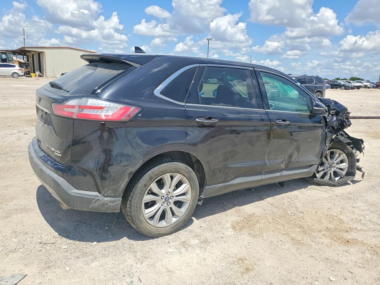 2019 Ford Edge Titanium - Фото 3