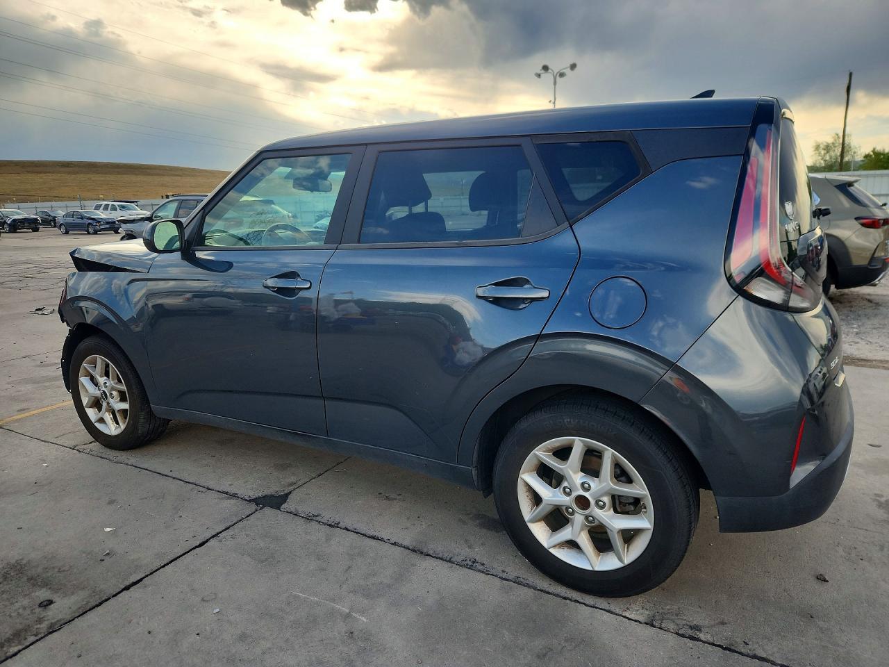 2023 Kia Soul Lx - Фото 2