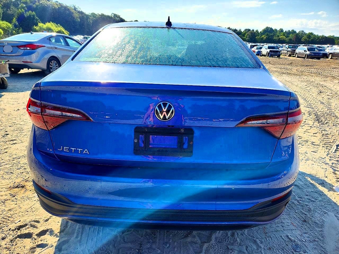 2022 Volkswagen Jetta S - Фото 6