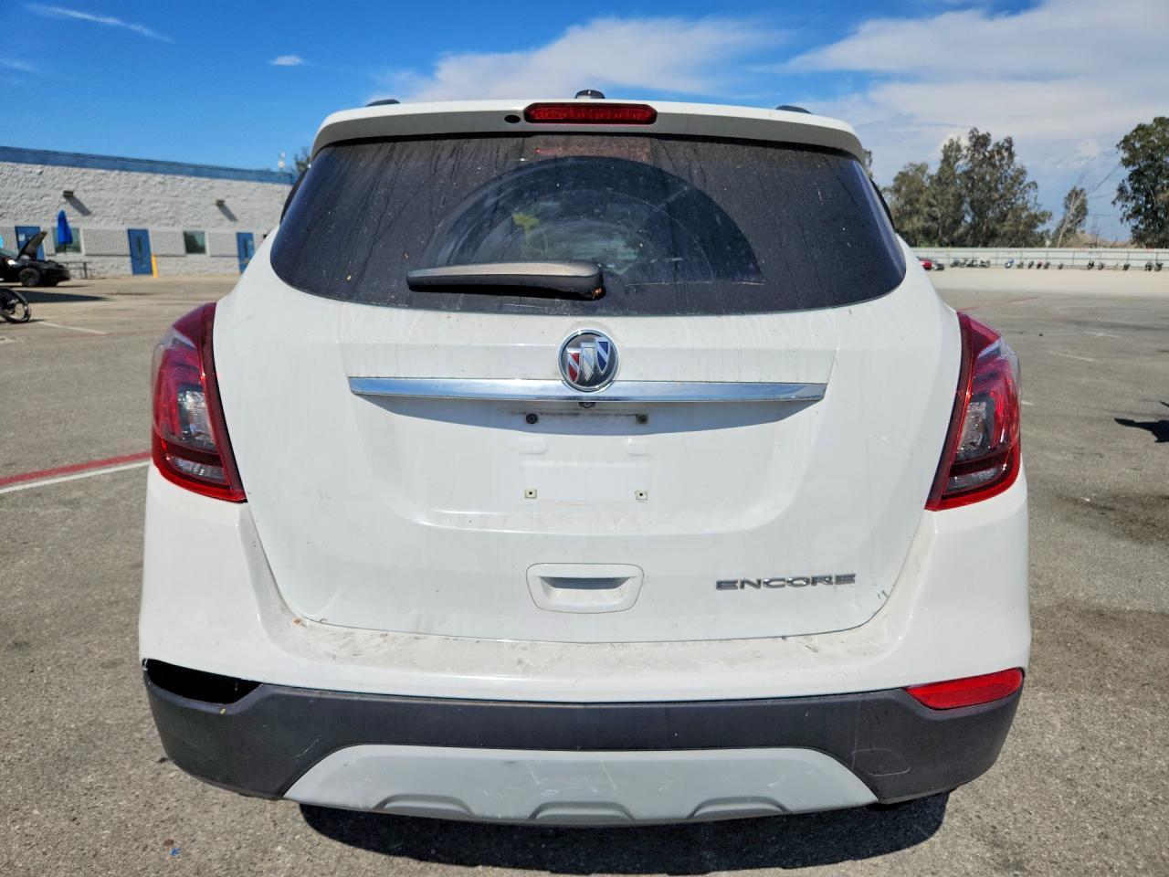 2020 Buick Encore Essence - Фото 6