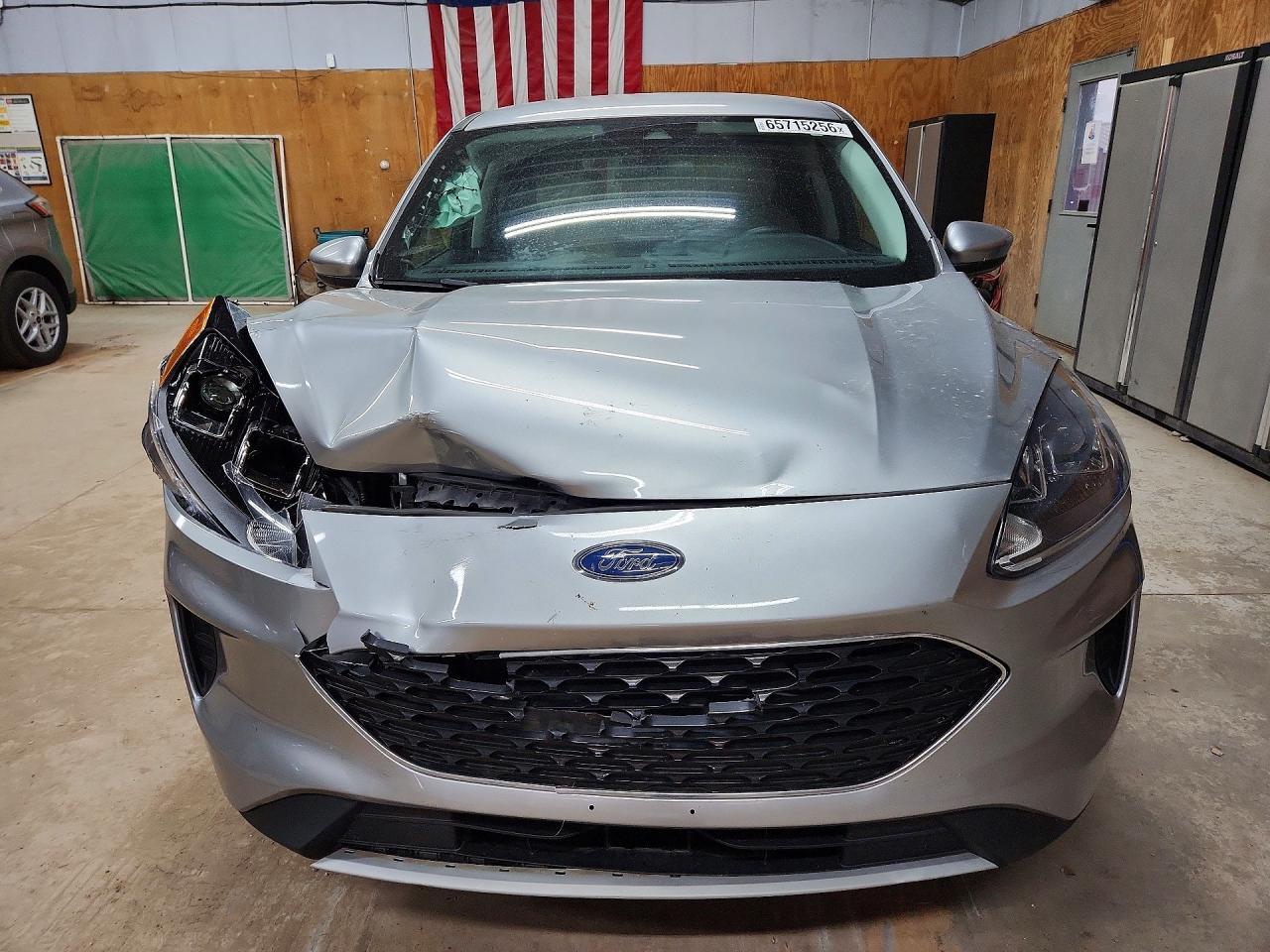 2021 Ford Escape Se - Фото 5