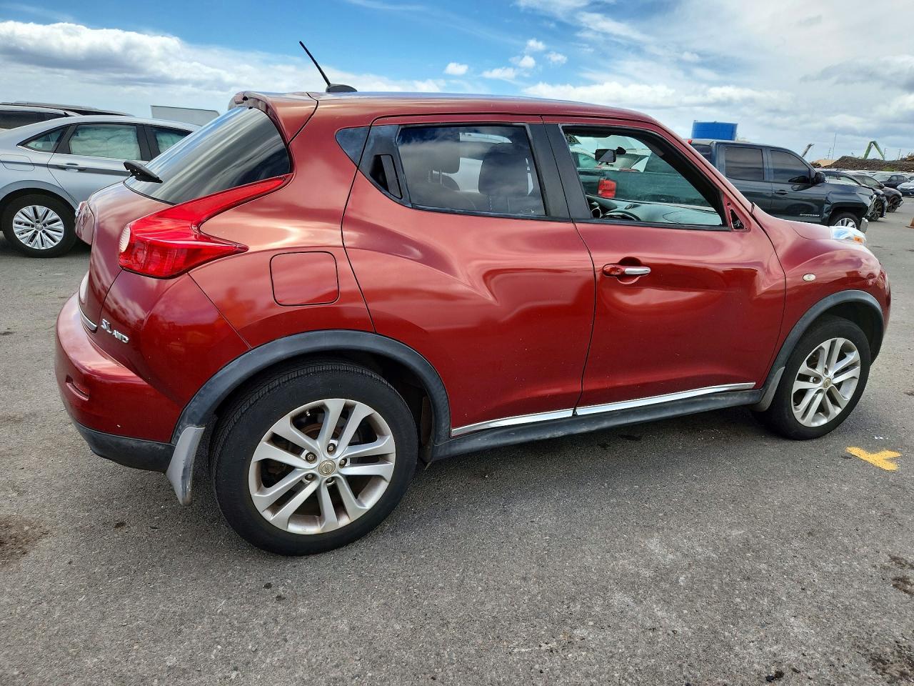 2011 Nissan Juke S - Image 3