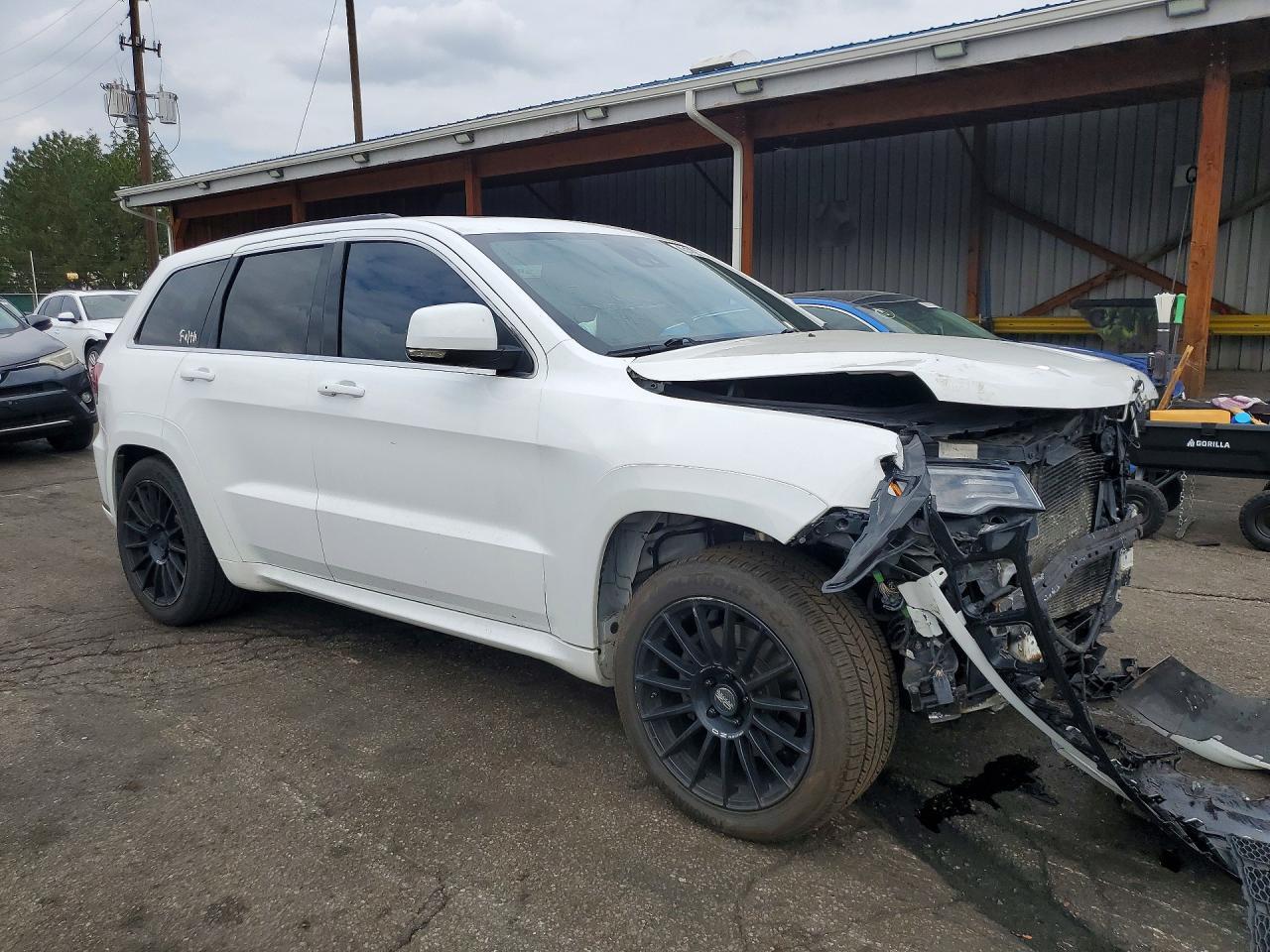 2016 Jeep Grand Cherokee Overland - Image 4