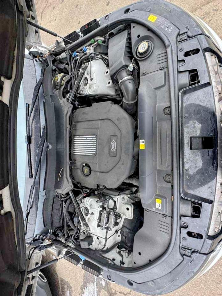 2017 Land Rover Range Rover Sport Se - Image 7
